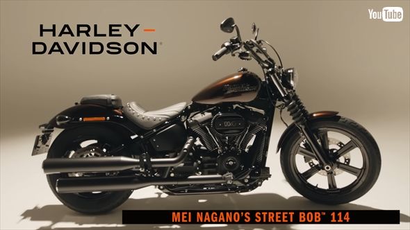 永野芽郁のオリジナルカスタムのハーレーダビッドソン