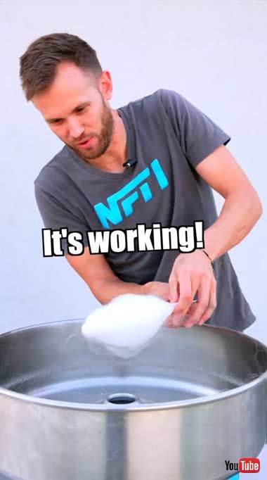 メントス 綿菓子 実験