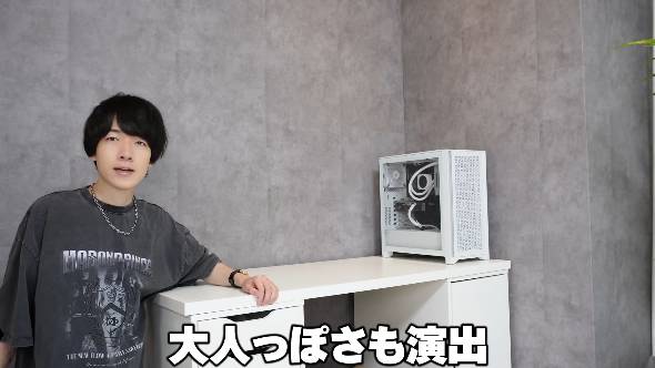 白デバイス縛りでPCデスク周りを作ってみた