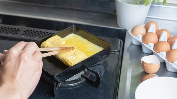 卵焼き器 揚げ物 調理 少量の油 危険 火災 メーカー 注意喚起 絶対にやめて