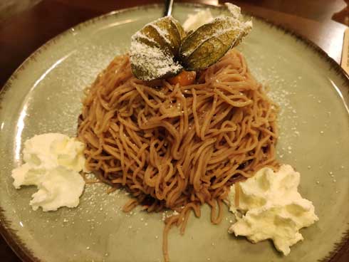 オーストリア 栗ご飯 モンブラン 甘い マロンクリーム 生クリーム