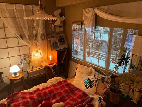 窓がない プロジェクター 景色 壁 映す アイデア