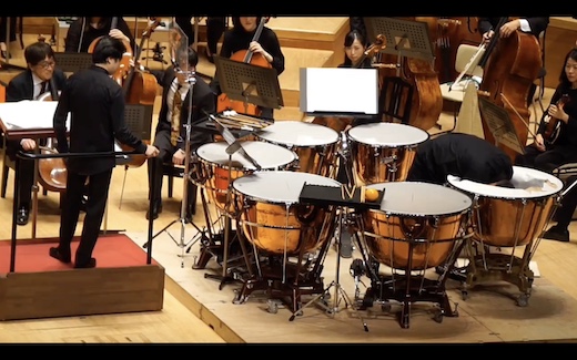 ティンパニ 頭から突っ込む 楽譜 オーケストラ 神奈川フィルハーモニー管弦楽団