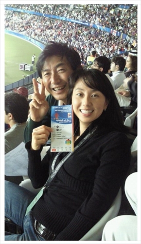 結婚当初の東尾理子と石田純一の夫婦ショット