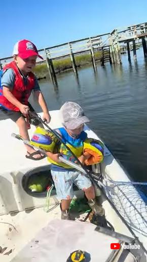 力を合わせる兄弟