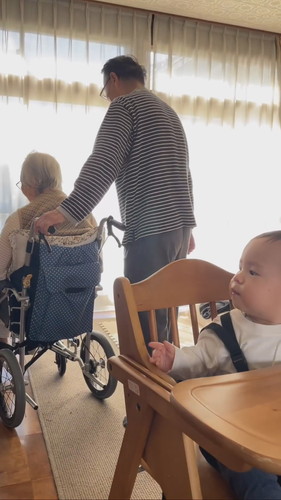 目で追う碧くん