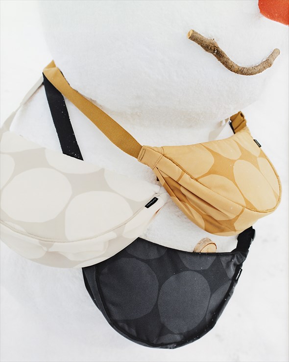 ユニクロとマリメッコのコラボ