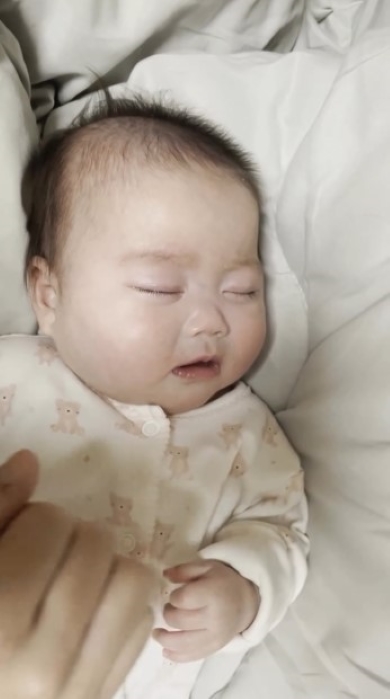 眠りについた赤ちゃん