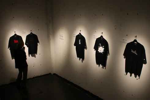 謎解き 解けないと着れない 服屋 新宿 期間限定 アパレルブランド トキキル