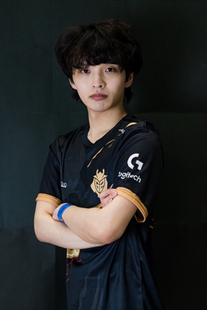 togoのeスポーツ選手の宣材