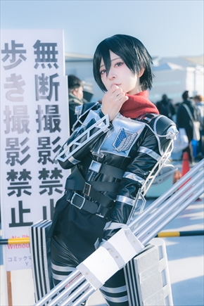 すりーぴんの「進撃の巨人」ミカサ