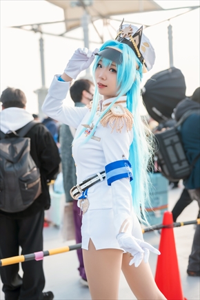 Hattie（ヘティー）の「勝利の女神：NIKKE」ヘルム