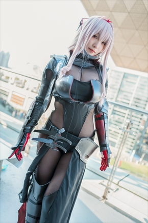 伊織もえの「勝利の女神：NIKKE」紅蓮：ブラックシャドウ