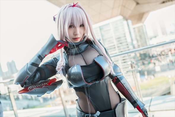 伊織もえの「勝利の女神：NIKKE」紅蓮：ブラックシャドウ