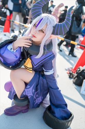 兎丼どんの「holox」ラプラス・ダークネス