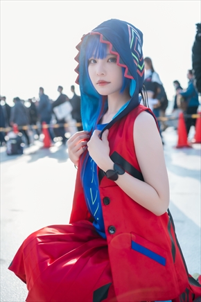 やもはちこの「KAMITSUBAKI STUDIO」ブース 理芽