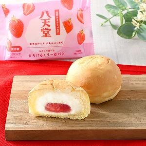八天堂 冷やして食べるとろけるくりーむパン 福岡あまおういちご