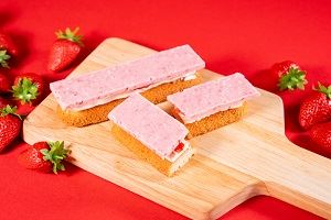 つぶつぶいちごチョコサンド