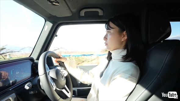 愛車「G400d professional edition」を運転する岩間恵