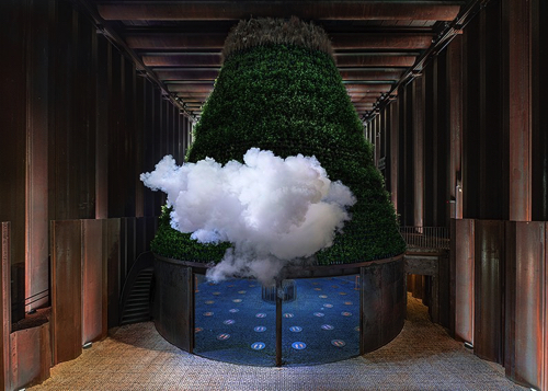 室内に浮かぶ雨雲