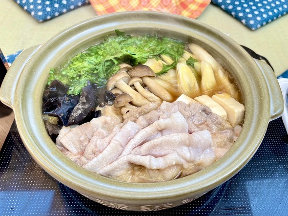 横浜赤レンガ倉庫　『酒処 鍋小屋 2024』／日本酒　地酒　昭和レトロ　鍋　ご当地