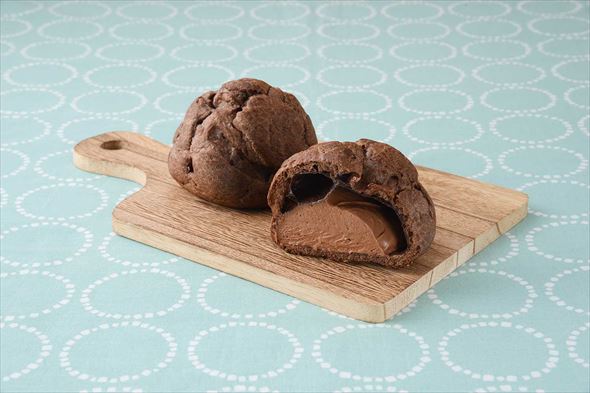 「Uchi Cafe 濃厚生 ショコラシュー」