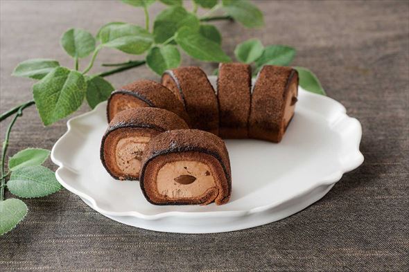 「Uchi Cafe お餅で巻いたもち食感ロール（ショコラ）」