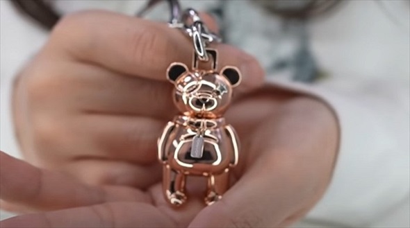 coachの福袋開封動画