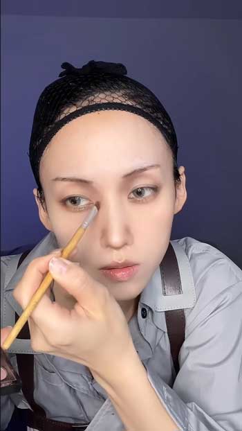 美女 進撃の巨人 リヴァイ メイク コスプレ 変身 ビフォーアフター