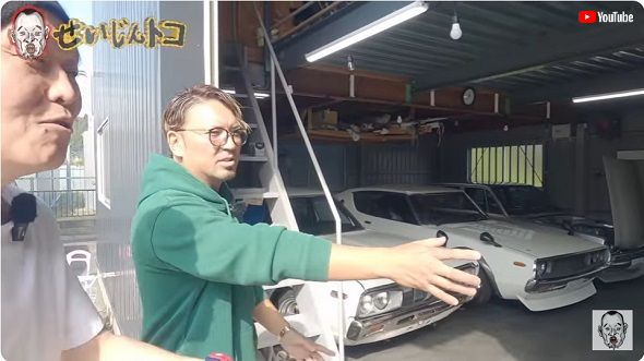 2台のシボレーインパラ