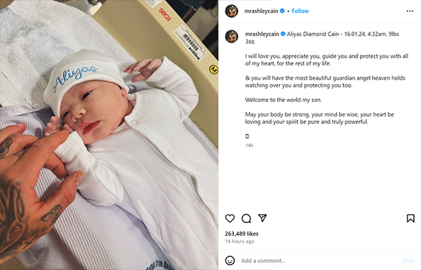 アシュリー・ケインの長男