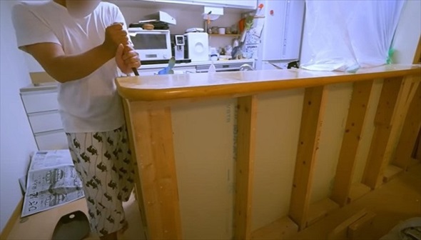 キッチンカウンターを夫婦でDIY