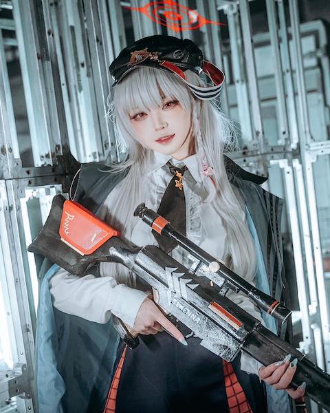 ハルナ ブルーアーカイブ コスプレ