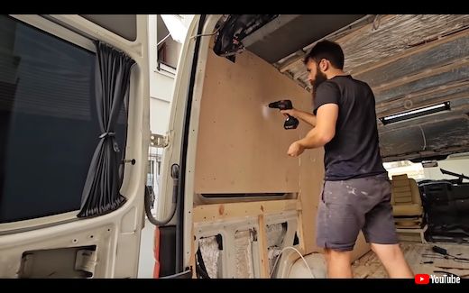 キャンピングカー 自作 フォルクスワーゲン クラフター