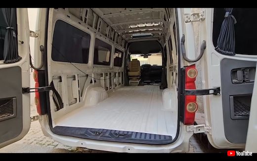 キャンピングカー 自作 フォルクスワーゲン クラフター