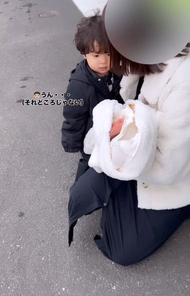 ママと再会した男の子