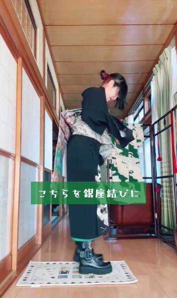 着物を着こなす女性