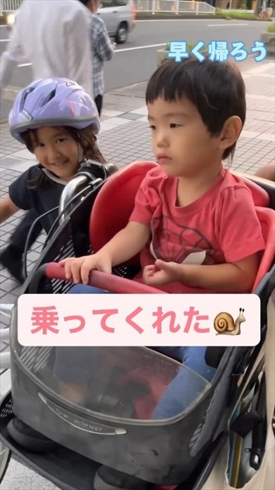 家に帰りたくない弟を説得するお姉ちゃん