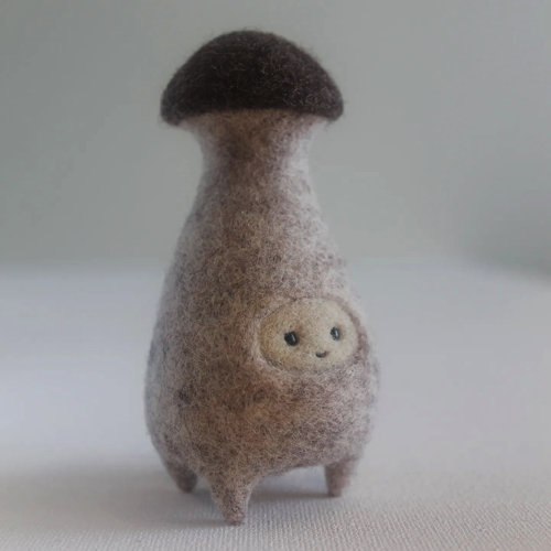 羊毛フェルトのかわいいぬいぐるみ