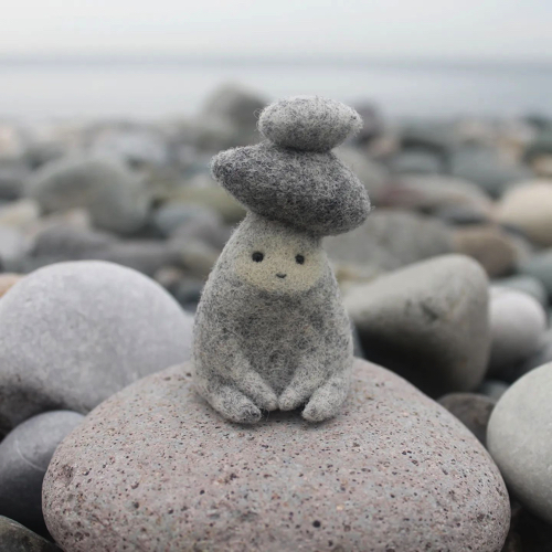 羊毛フェルトのかわいいぬいぐるみ