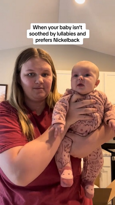 ニッケルバックの曲を聞いた瞬間に泣き止む赤ちゃん