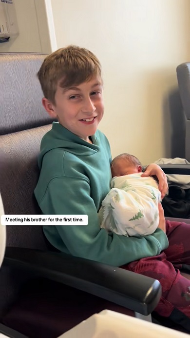 弟妹がほしいと10年言っていた男の子が生まれた弟と初対面