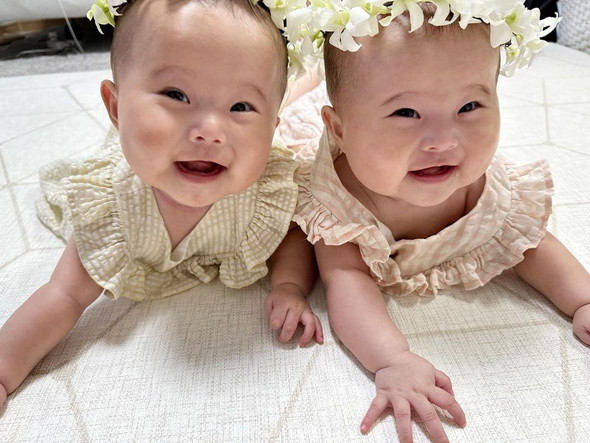 双子の赤ちゃん
