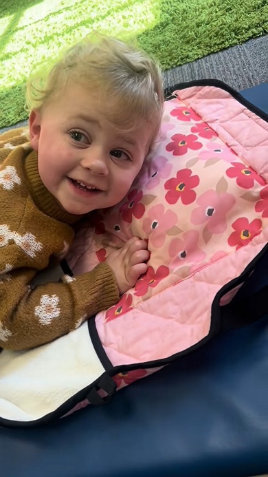 お迎えが来るまで寝ていためいの表情変化