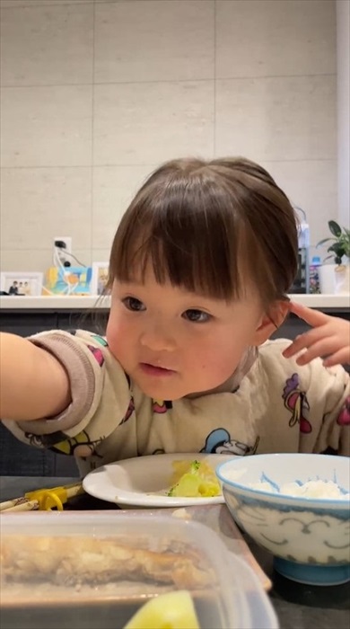 ホッケを皮まで食べるおりこうさん