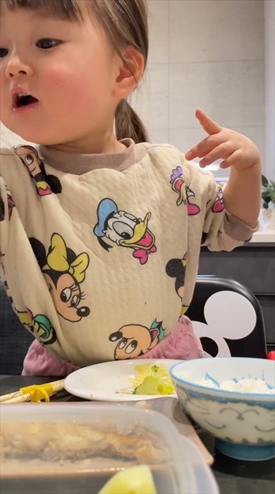 ホッケを皮まで食べるおりこうさん