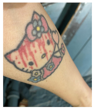 野沢直子の“血だらけハローキティ”タトゥー