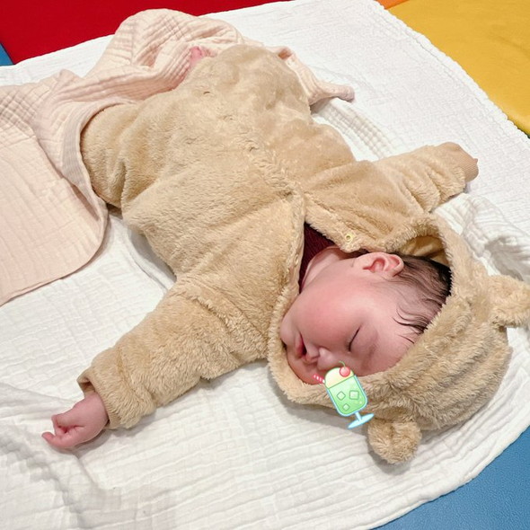 寝てる赤ちゃん