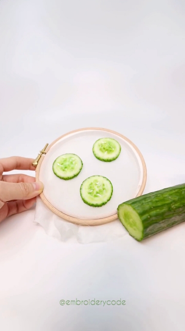 刺繍 写実 フルーツ