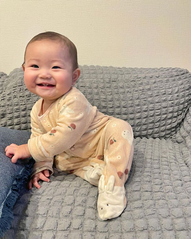 生後11カ月の赤ちゃん